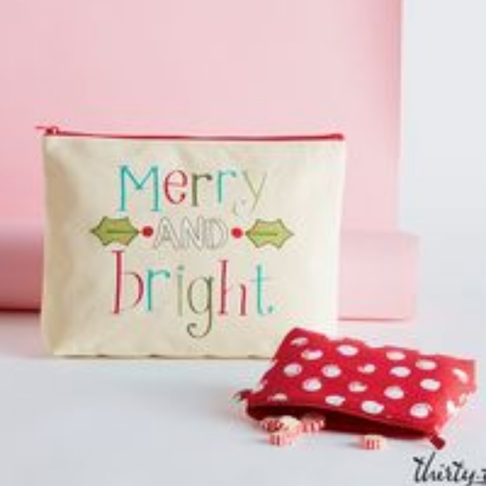 NWT 31 Merry & Bright Bag LAST ONE - Picture 2 of 3